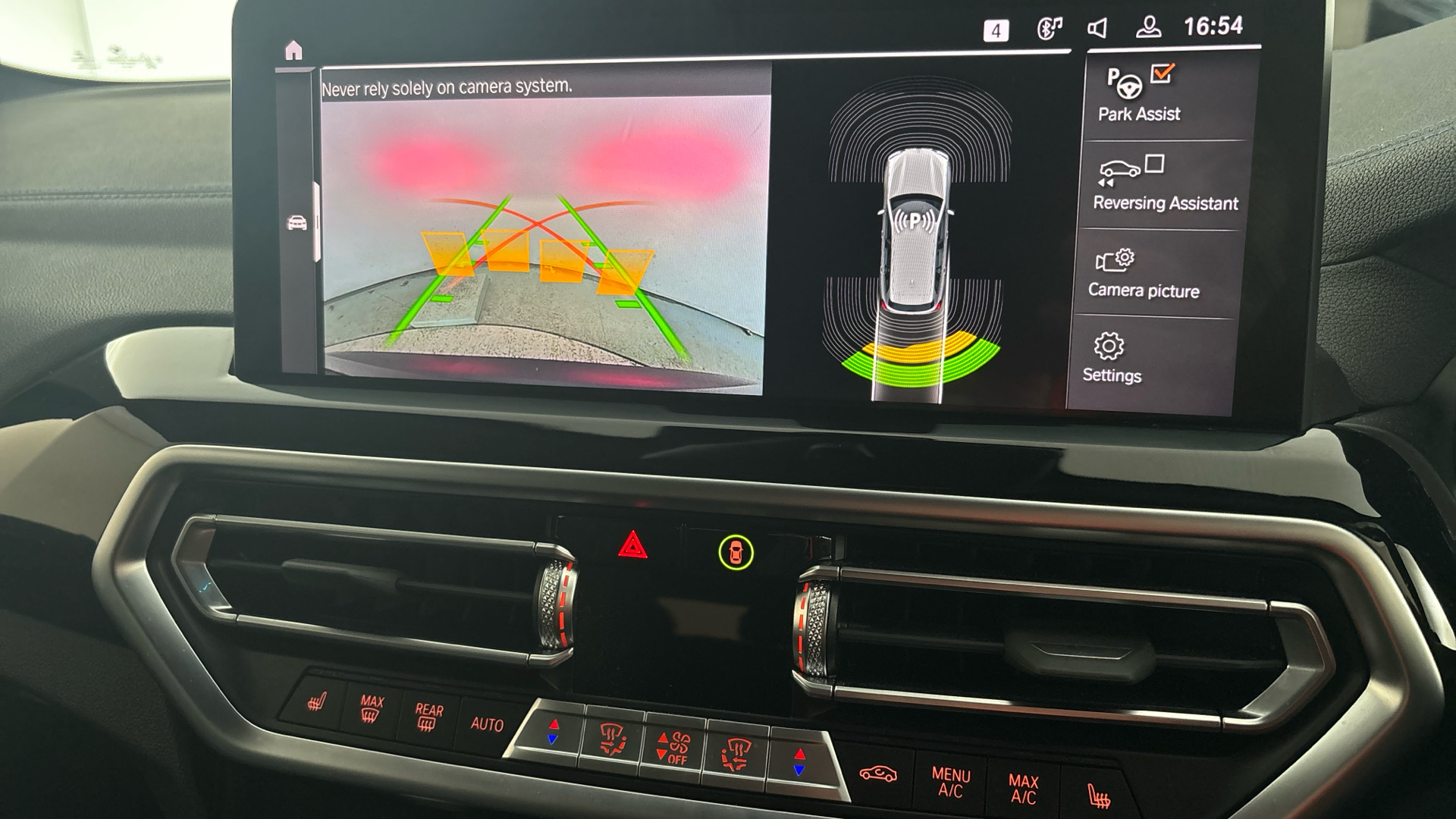 4020860 210kW M Sport 80kWh 5dr Auto