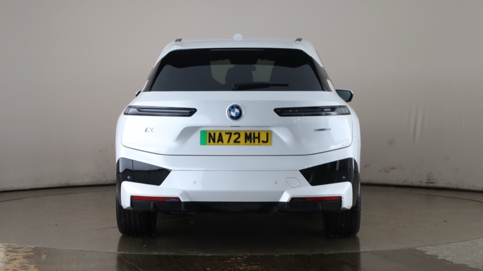 BMW iX Image 4
