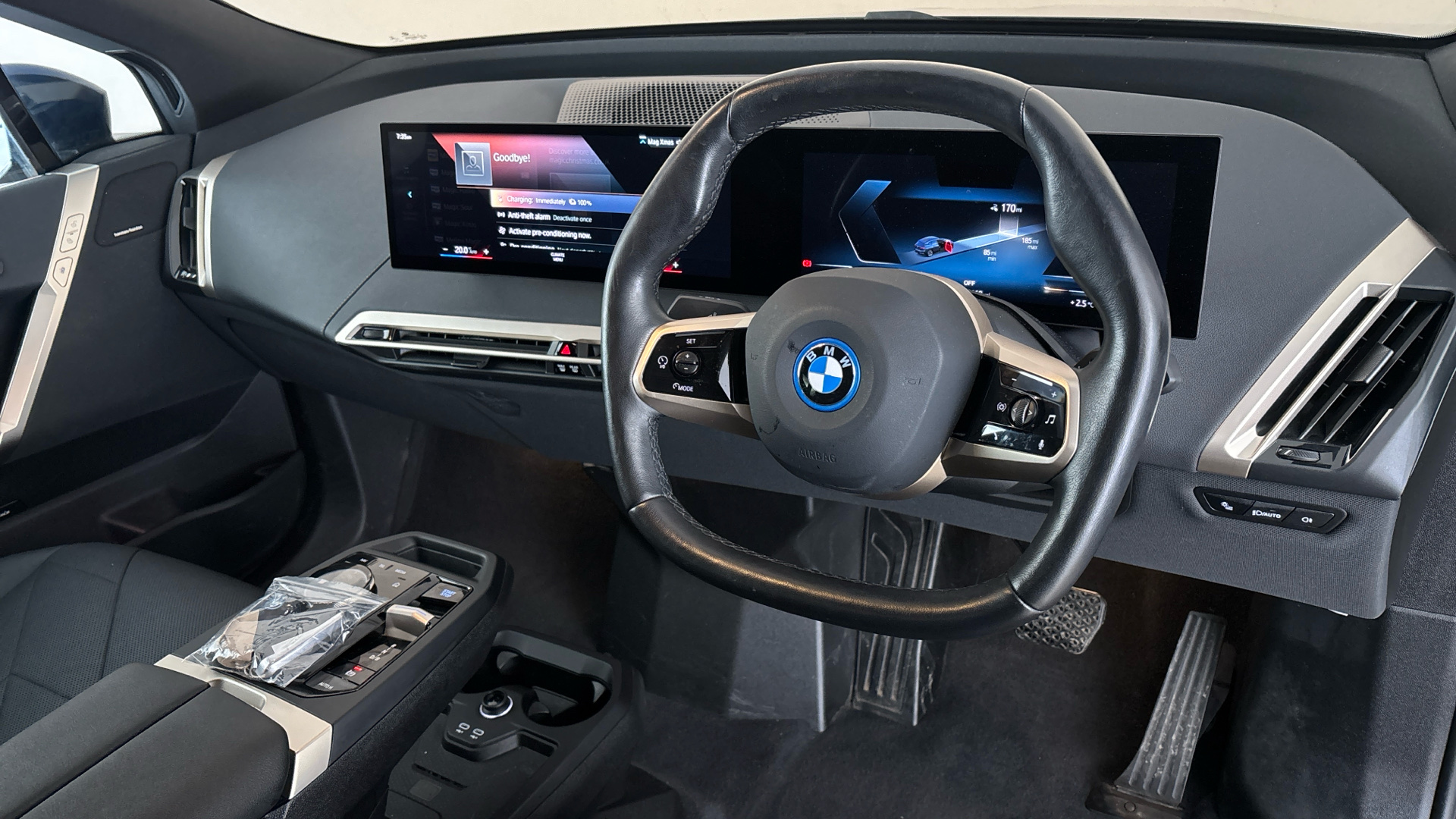 4027664 240kW xDrive40 M Sport 76.6kWh 5dr Auto