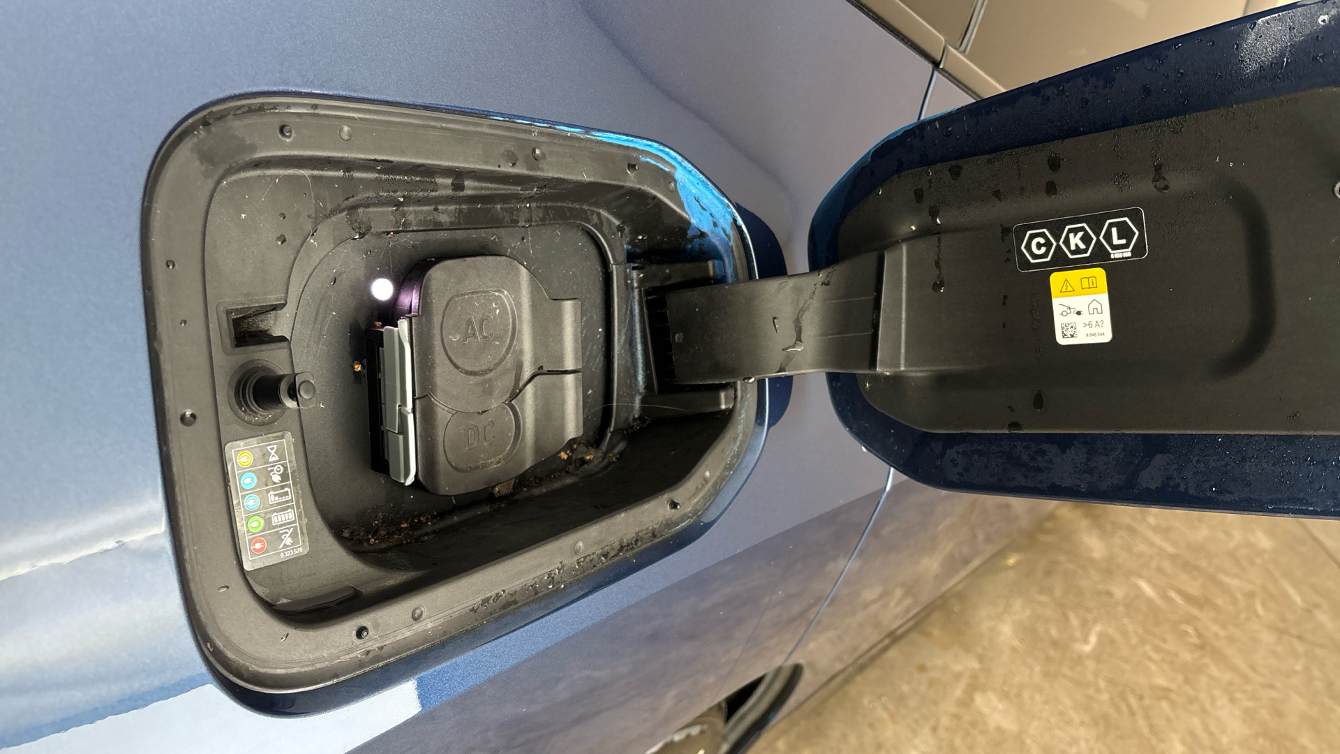 4027664 240kW xDrive40 M Sport 76.6kWh 5dr Auto