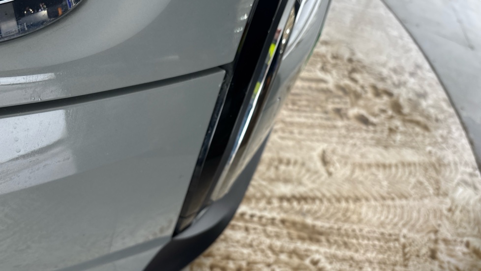 MINI HATCHBACK chips