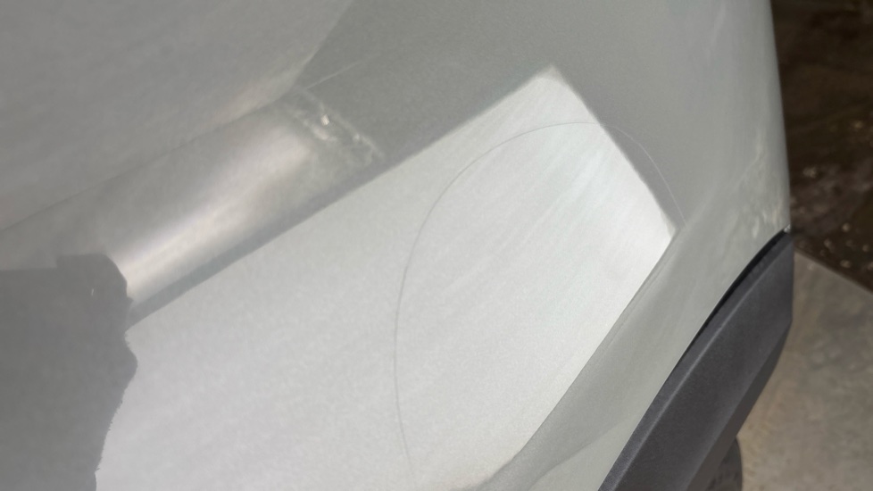 MINI HATCHBACK Scratches