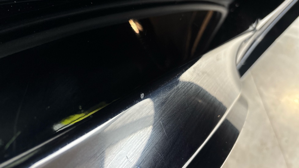 BMW iX3 Scratches and chips