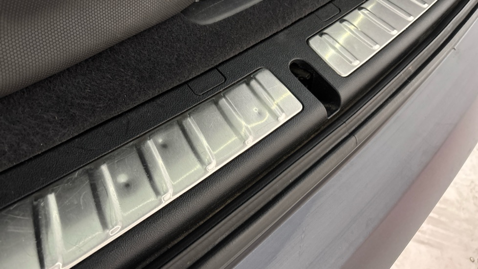 BMW iX3 Dents and scratches