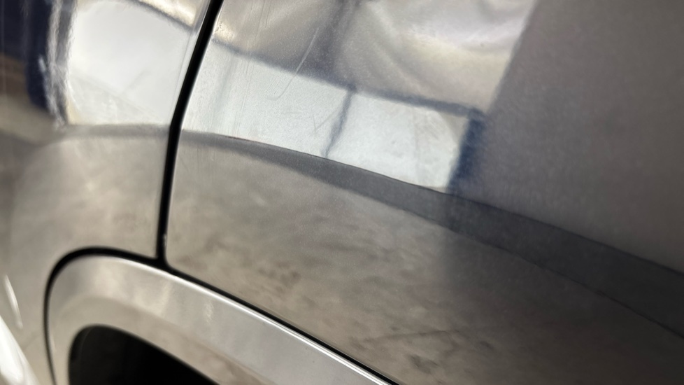 BMW iX3 Dent and scratches