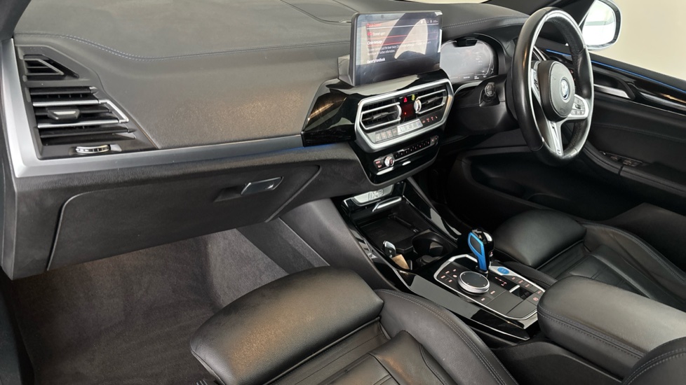 BMW iX3 Image 10