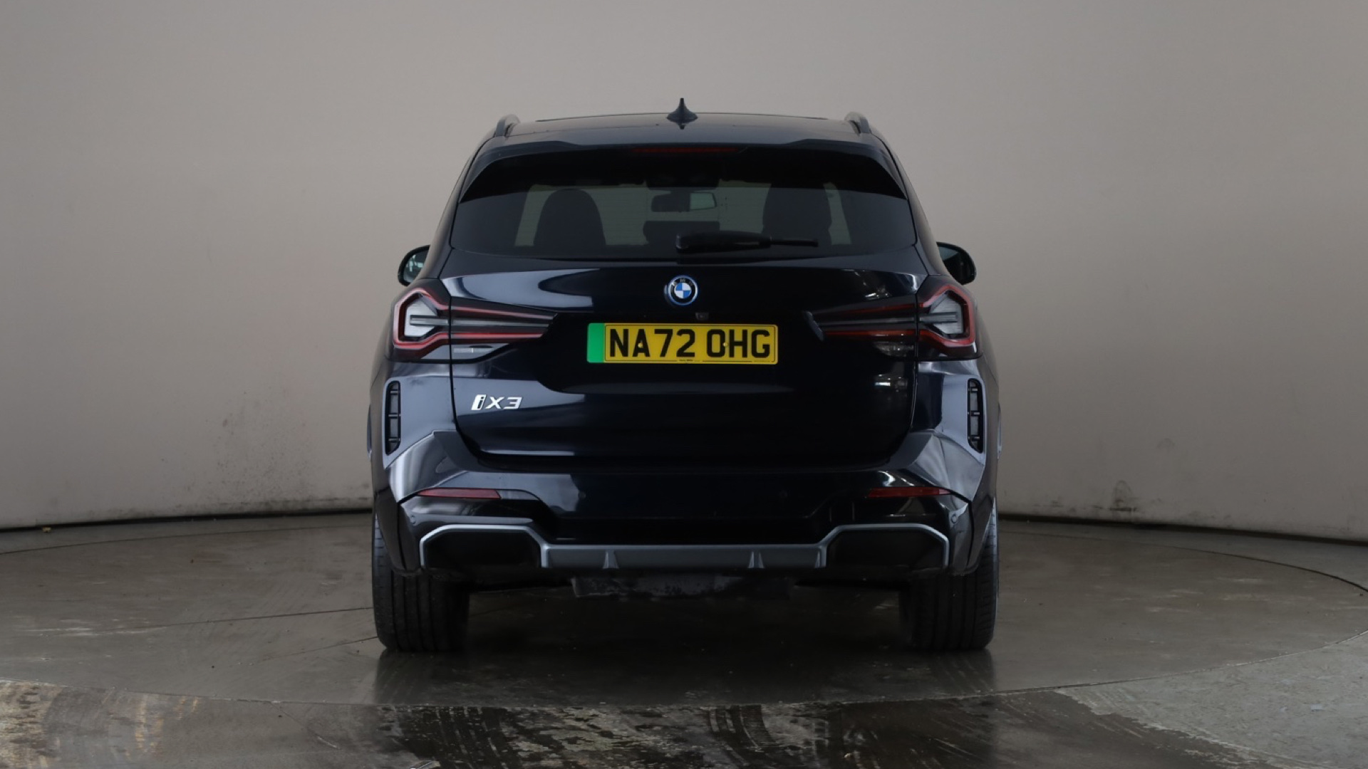 4020805 210kW M Sport 80kWh 5dr Auto