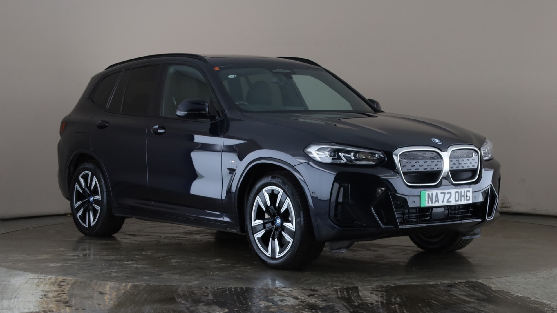 4020805 210kW M Sport 80kWh 5dr Auto