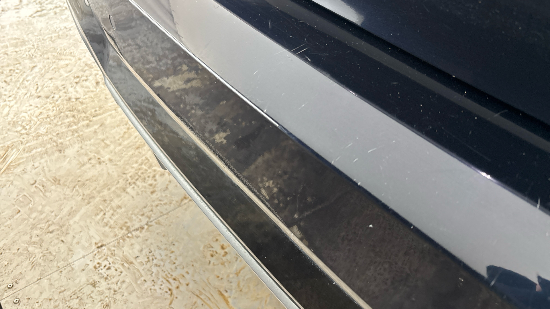 4020805 210kW M Sport 80kWh 5dr Auto