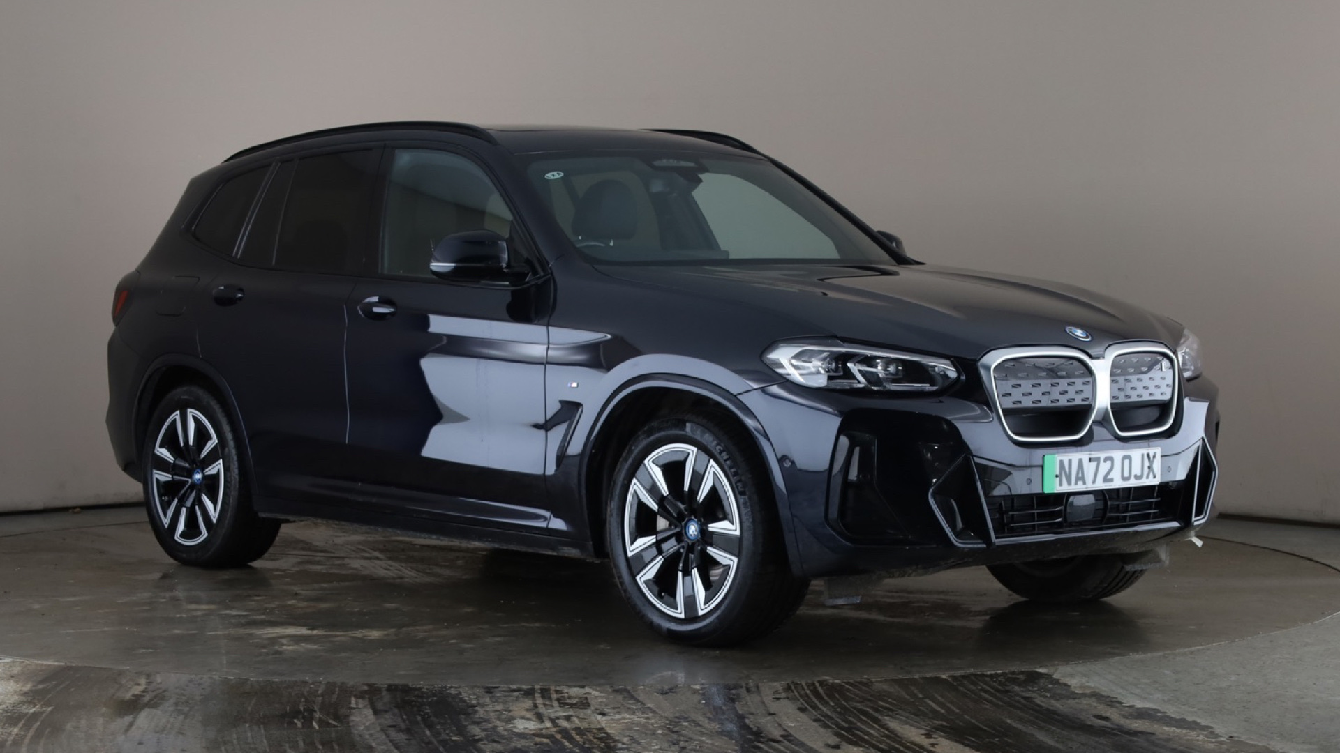 4020820 210kW M Sport 80kWh 5dr Auto