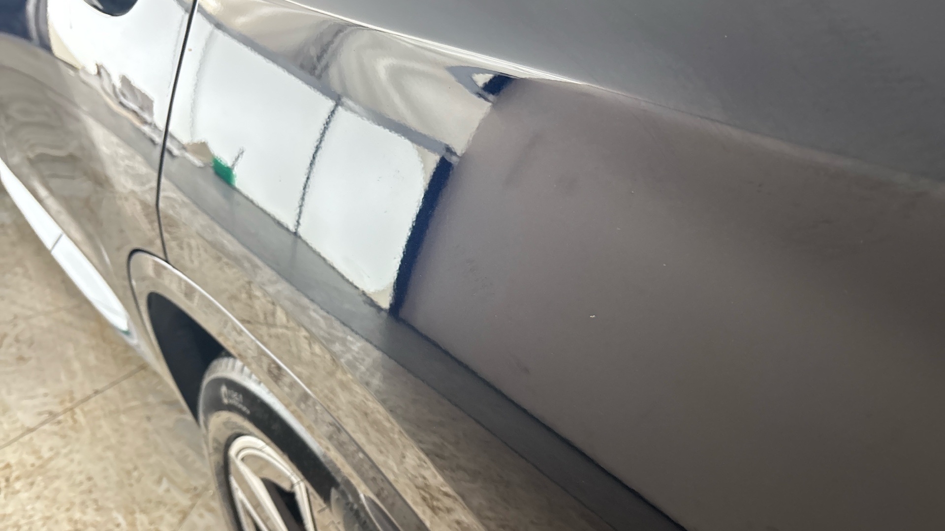 4020820 210kW M Sport 80kWh 5dr Auto