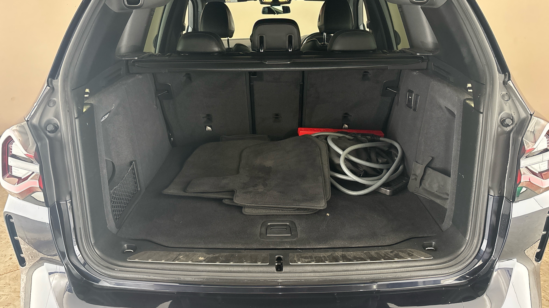 4020820 210kW M Sport 80kWh 5dr Auto