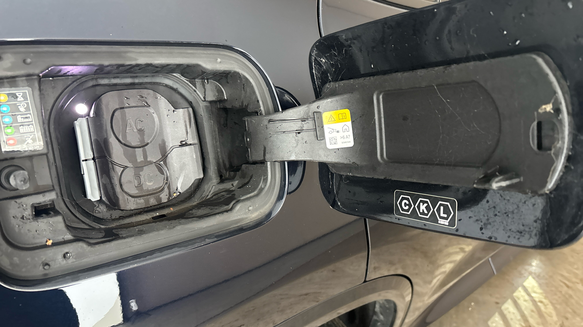 4020820 210kW M Sport 80kWh 5dr Auto