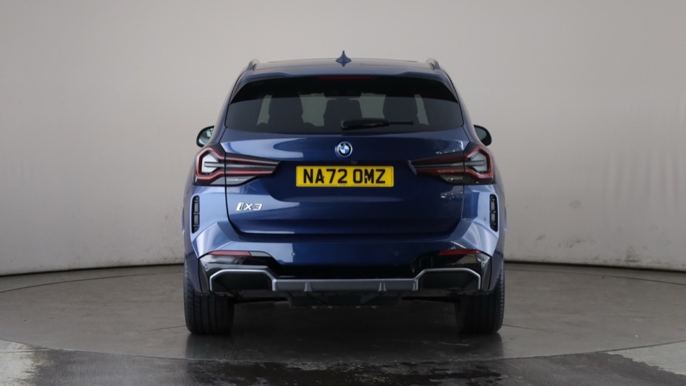 BMW iX3 Image 4