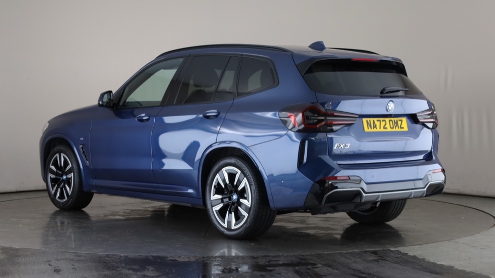 BMW iX3 Image 3