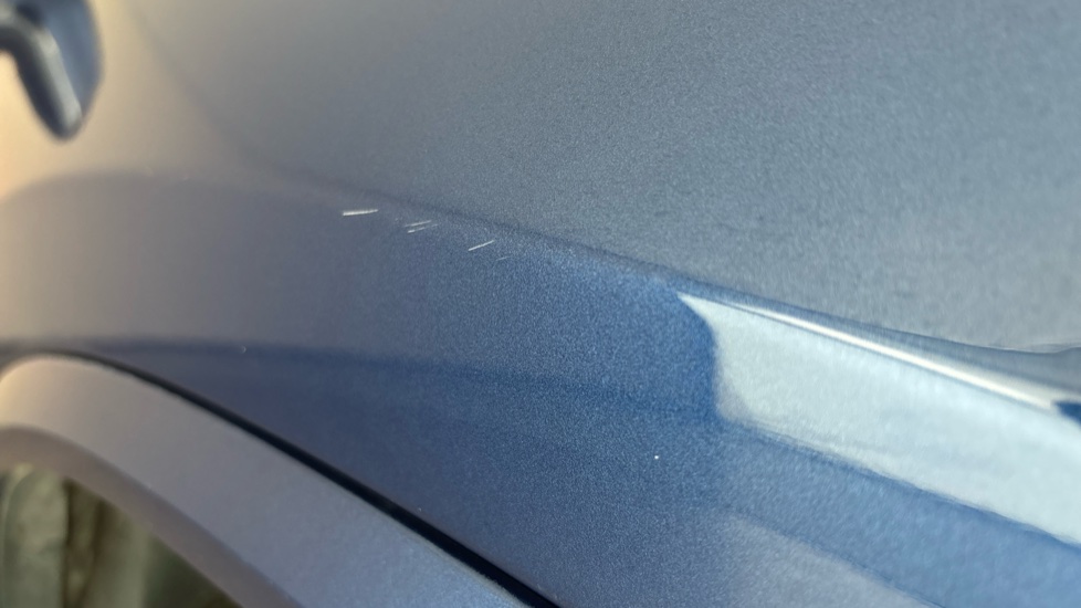 BMW iX3 Scratches and dent