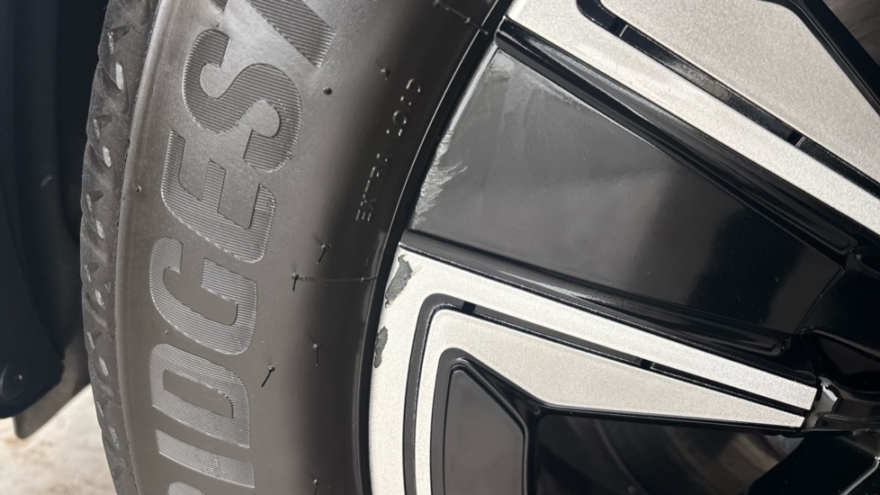 BMW iX3 Scuff