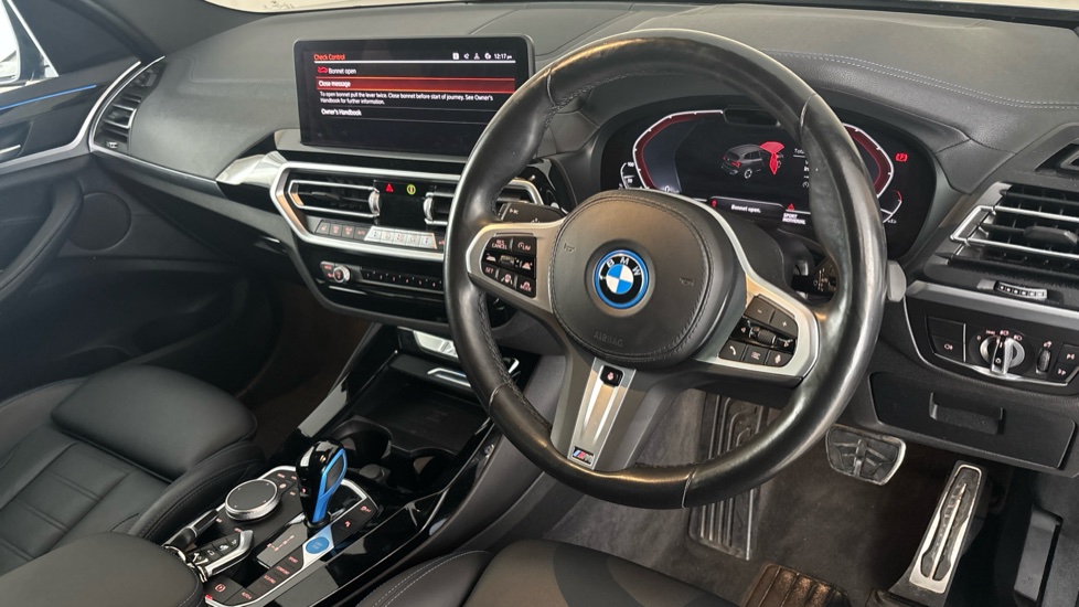 BMW iX3 Image 9