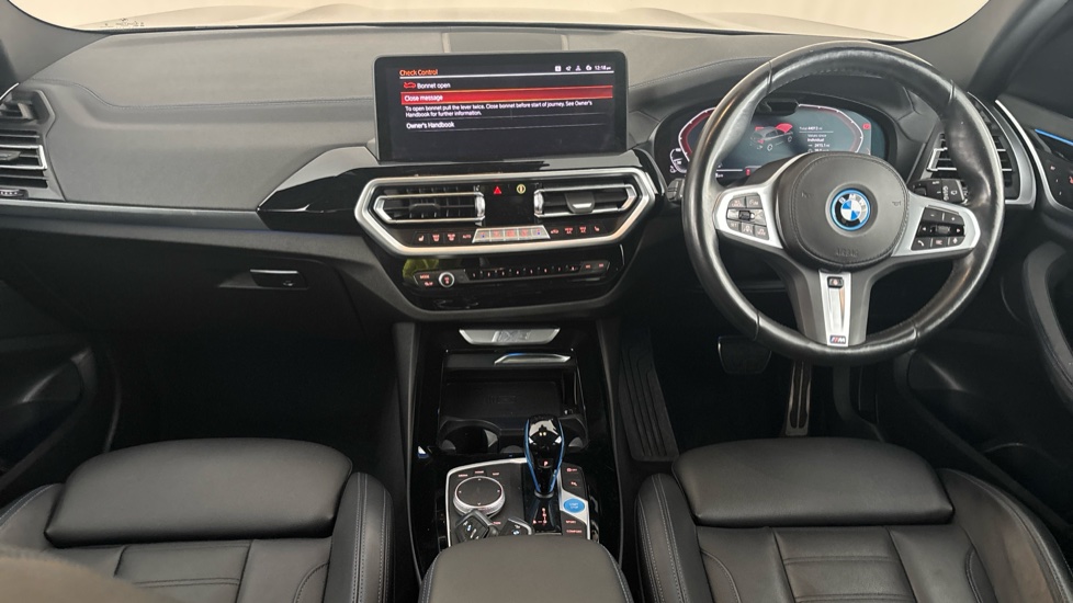BMW iX3 Image 11