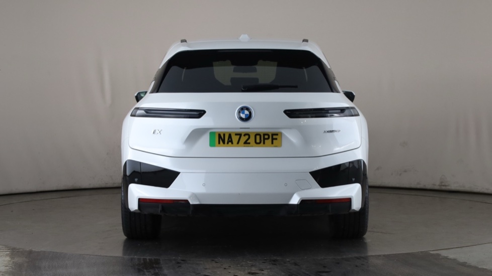 BMW iX Image 4