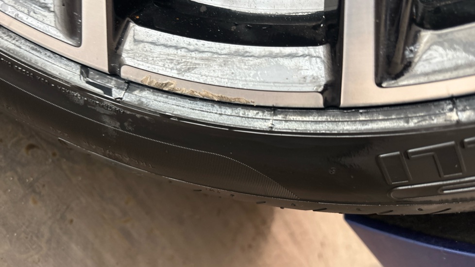 BMW I4 scuff