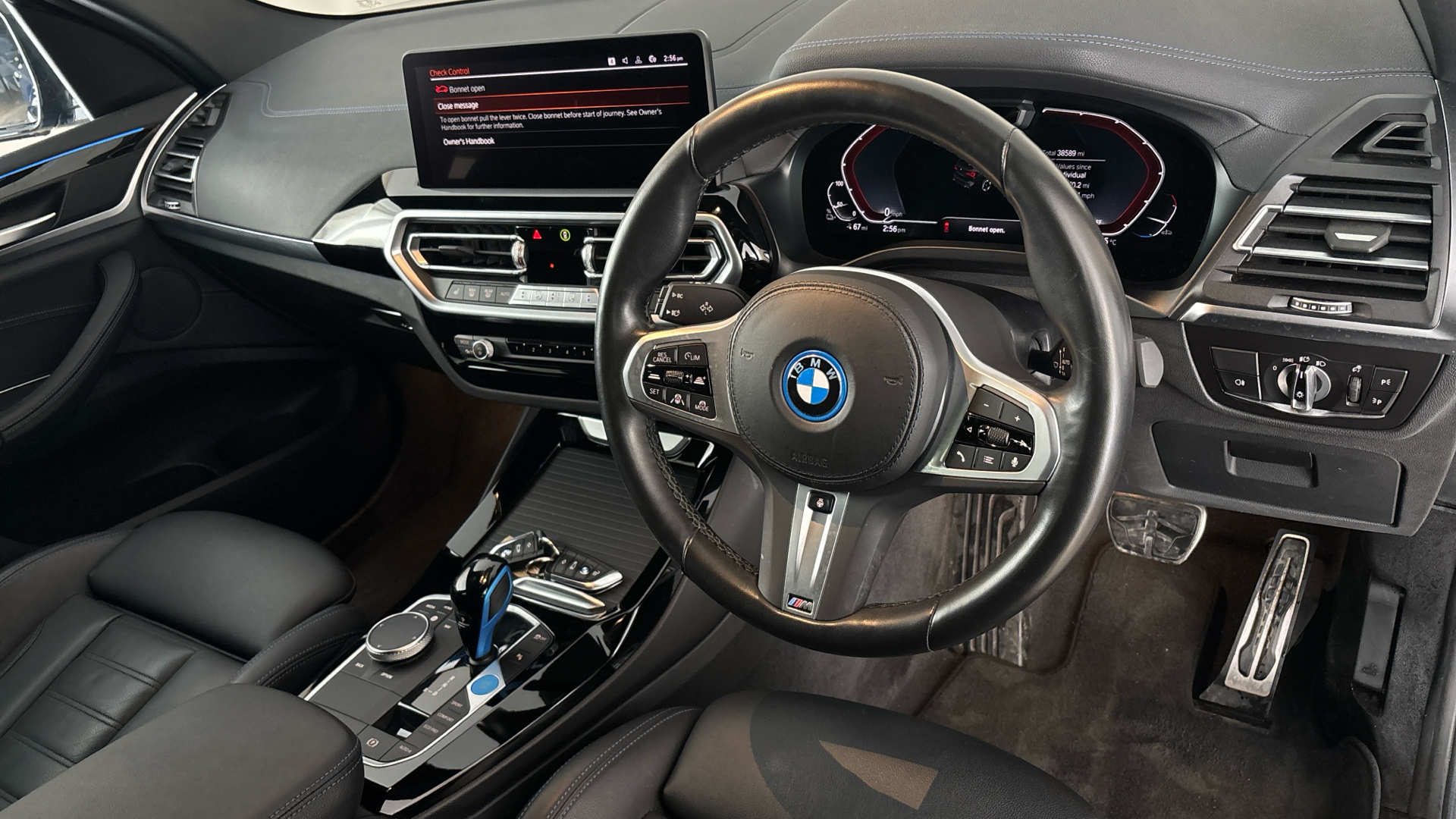 4027567 210kW M Sport 80kWh 5dr Auto