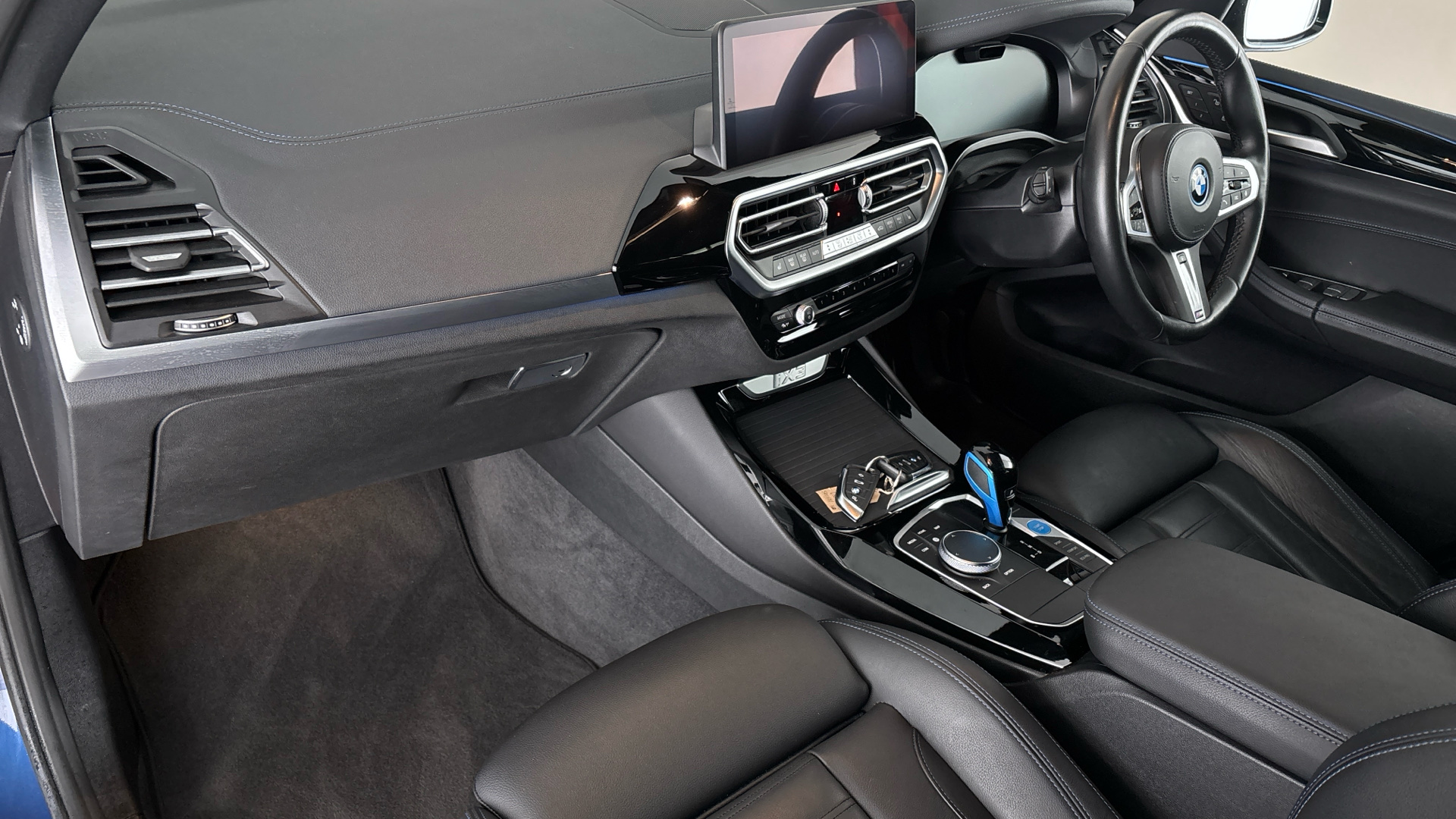 4027567 210kW M Sport 80kWh 5dr Auto