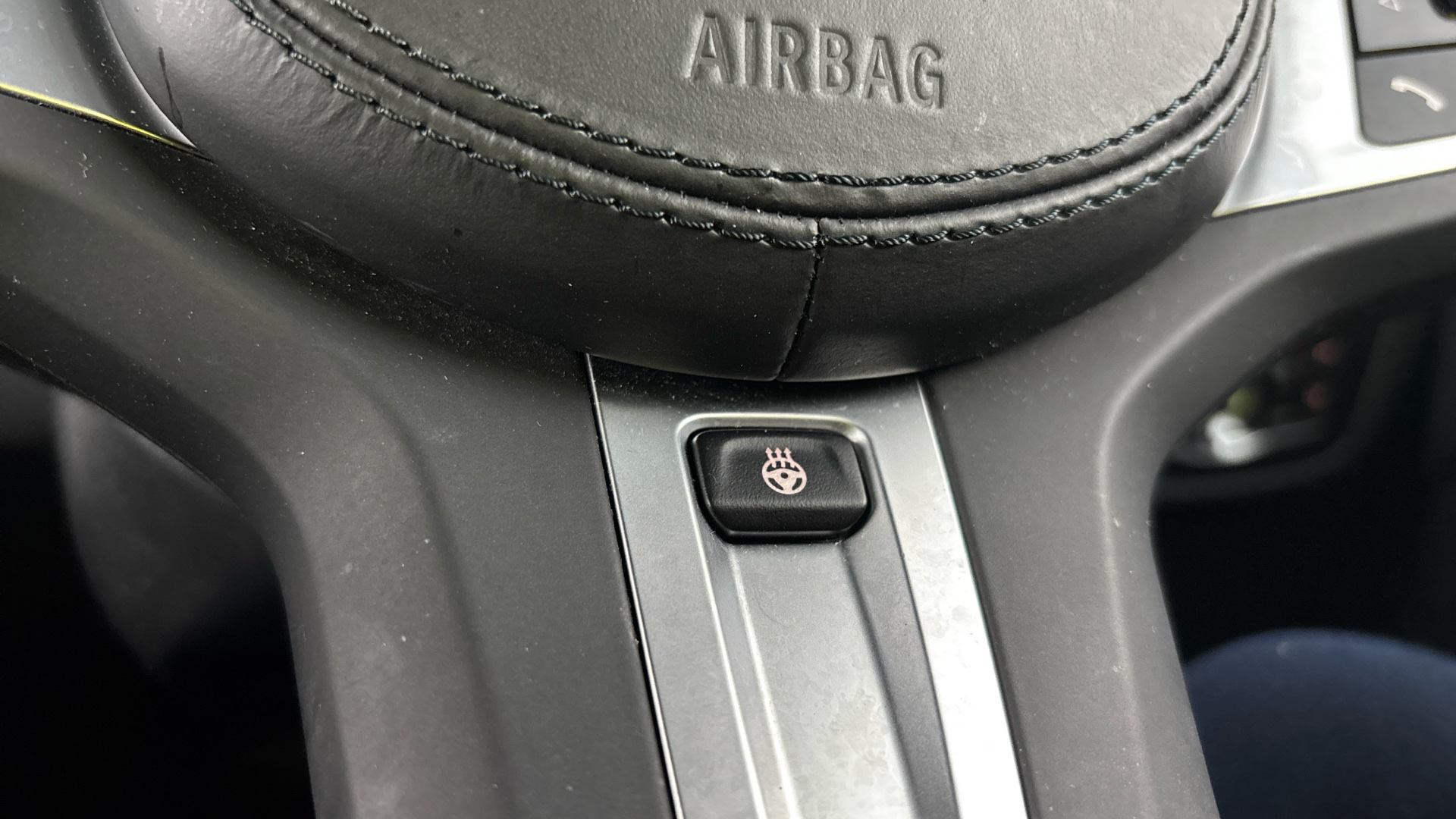 4027567 210kW M Sport 80kWh 5dr Auto