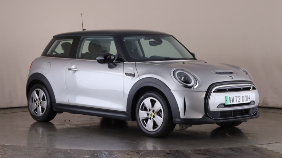 MINI HATCHBACK Image 7
