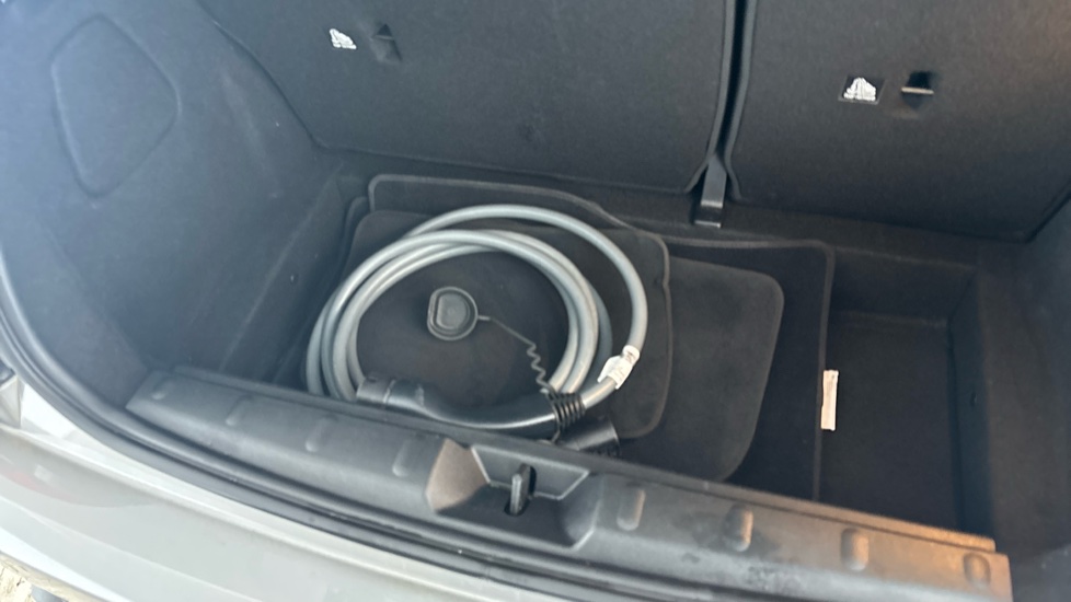 MINI HATCHBACK Image 22