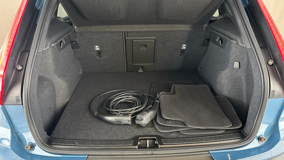 VOLVO XC40 Image 15