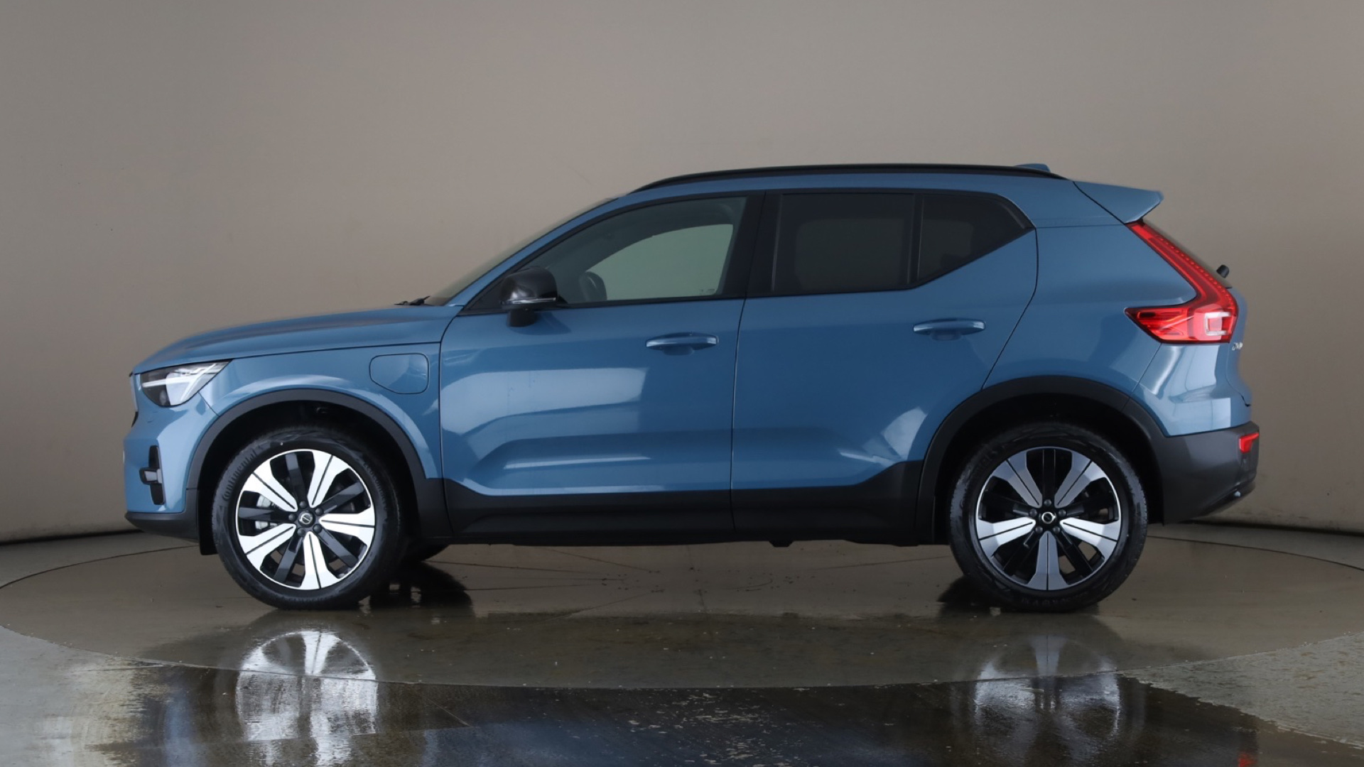 1.5 T5 Recharge PHEV Ultimate Dark 5dr Auto [2024]