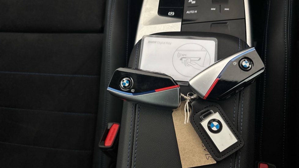 BMW iX1 3 keys available