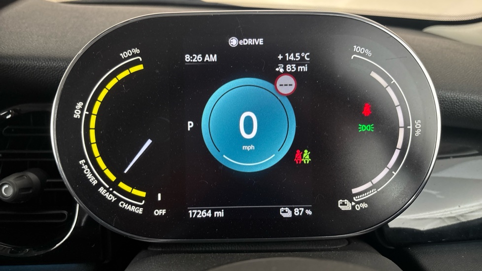 MINI HATCHBACK Image 13