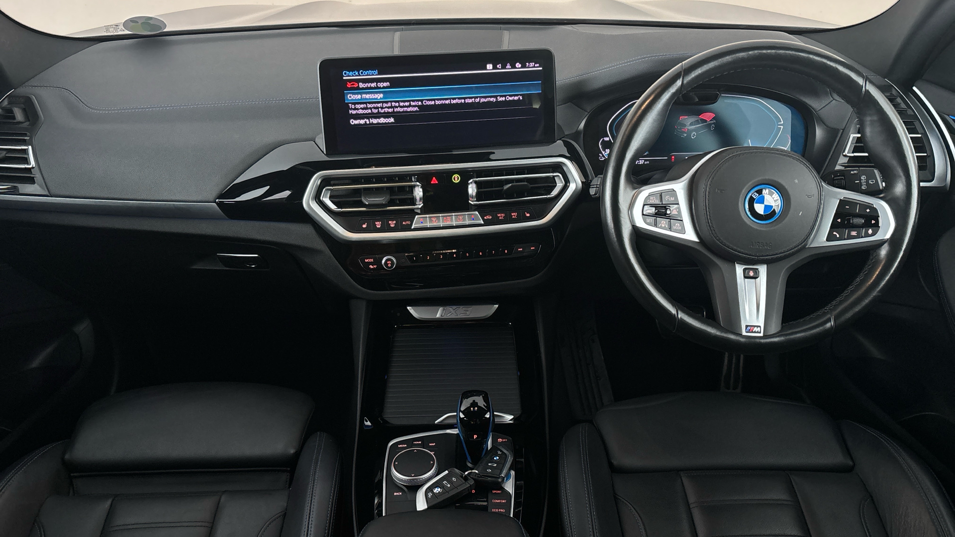 4020677 210kW M Sport 80kWh 5dr Auto