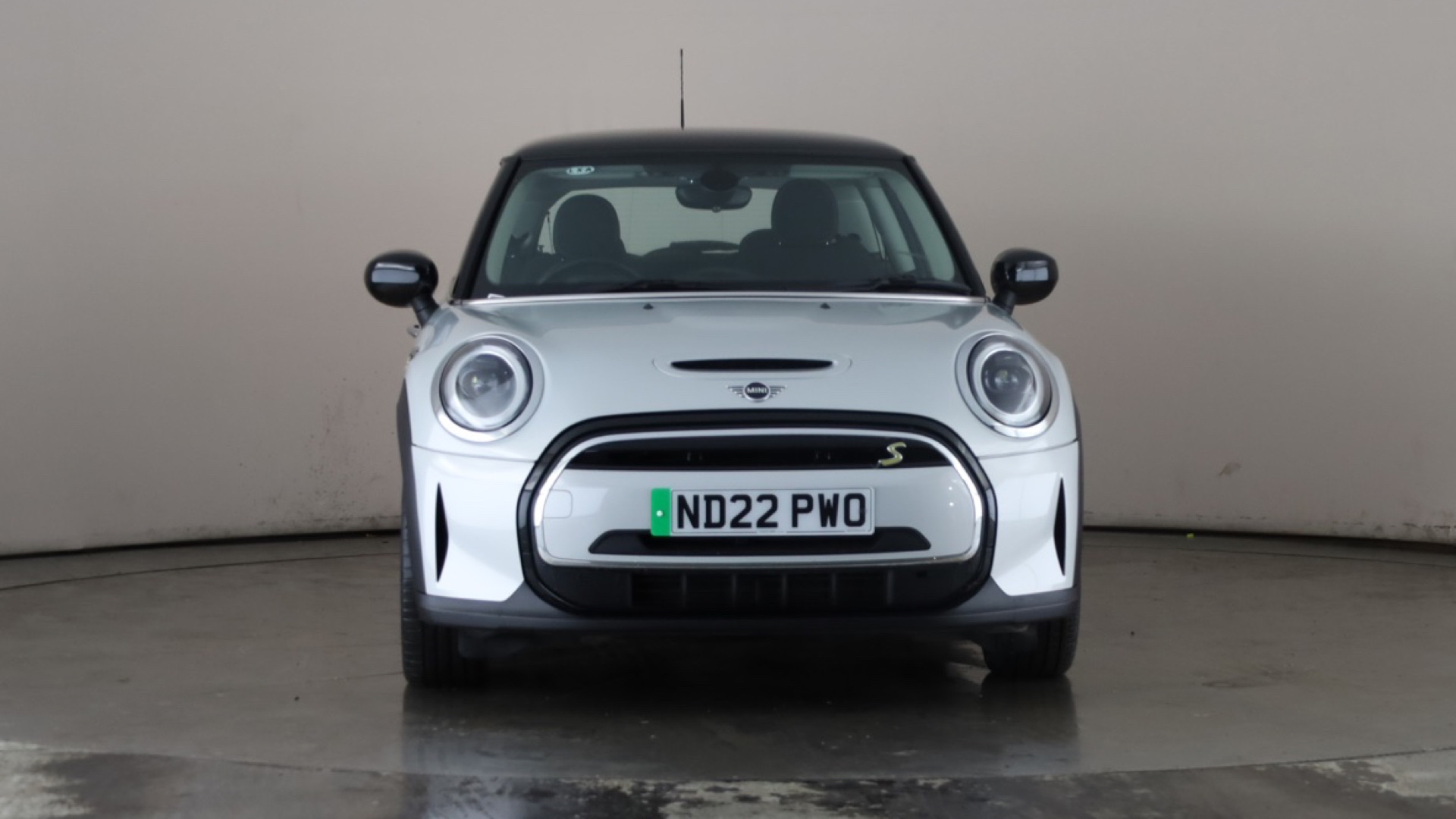 4020673 135kW Cooper S Level 1 33kWh 3dr Auto