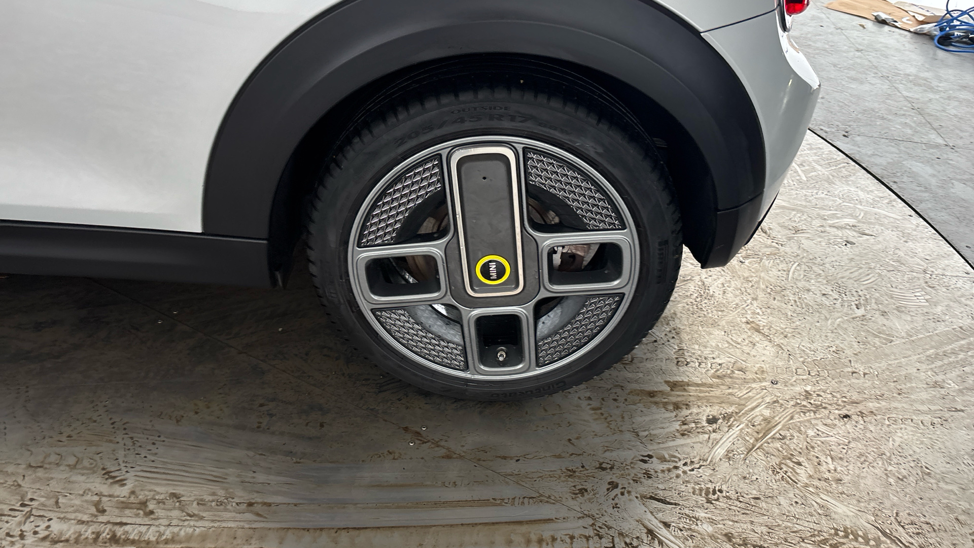 4020673 135kW Cooper S Level 1 33kWh 3dr Auto