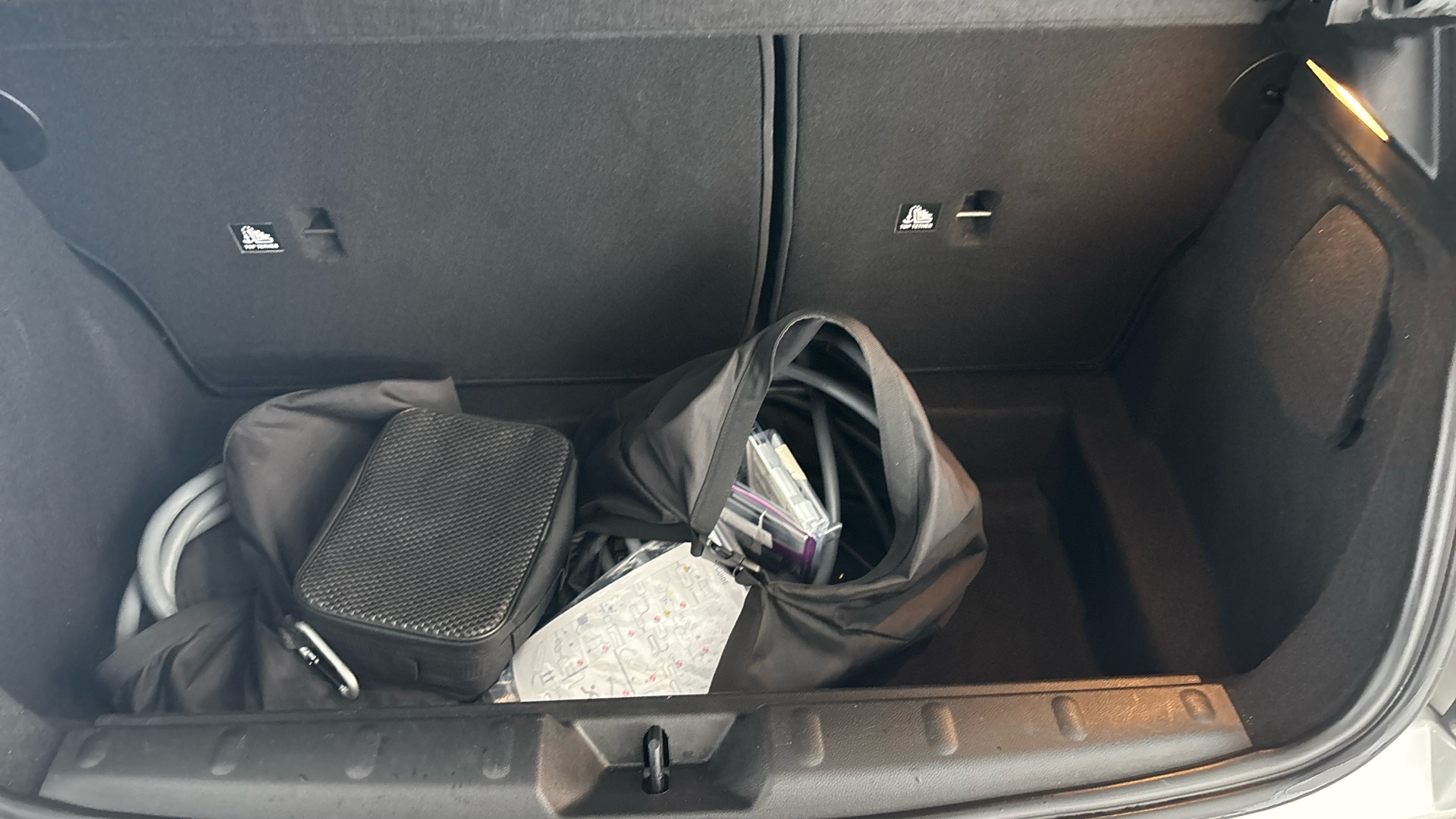 4020673 135kW Cooper S Level 1 33kWh 3dr Auto