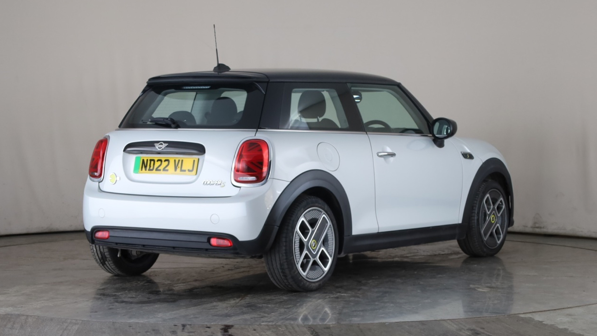 MINI Hatchback 135kW Cooper S Level 1 33kWh 3dr Auto