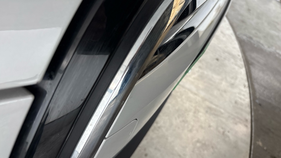 MINI HATCHBACK chips