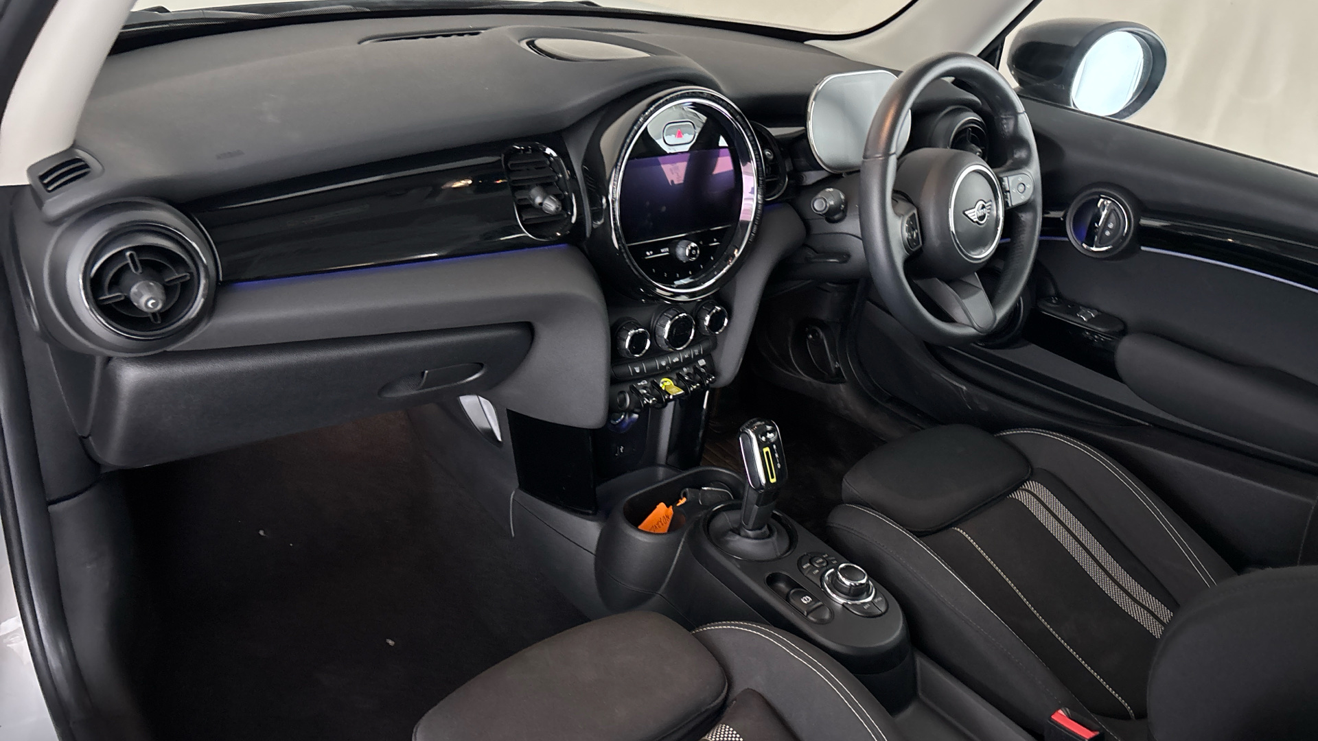 MINI Hatchback 135kW Cooper S Level 1 33kWh 3dr Auto