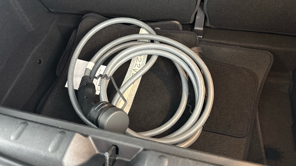 MINI HATCHBACK Image 22