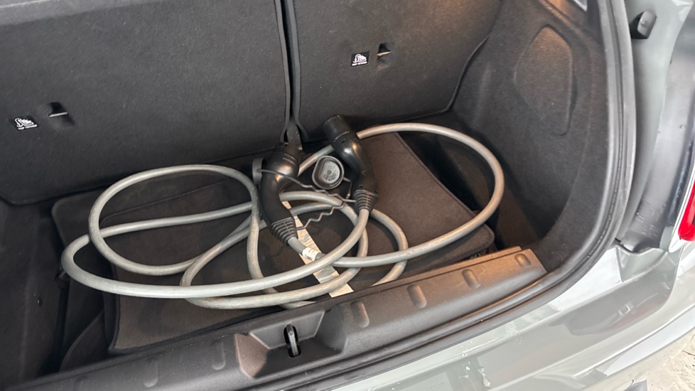 MINI HATCHBACK Image 22