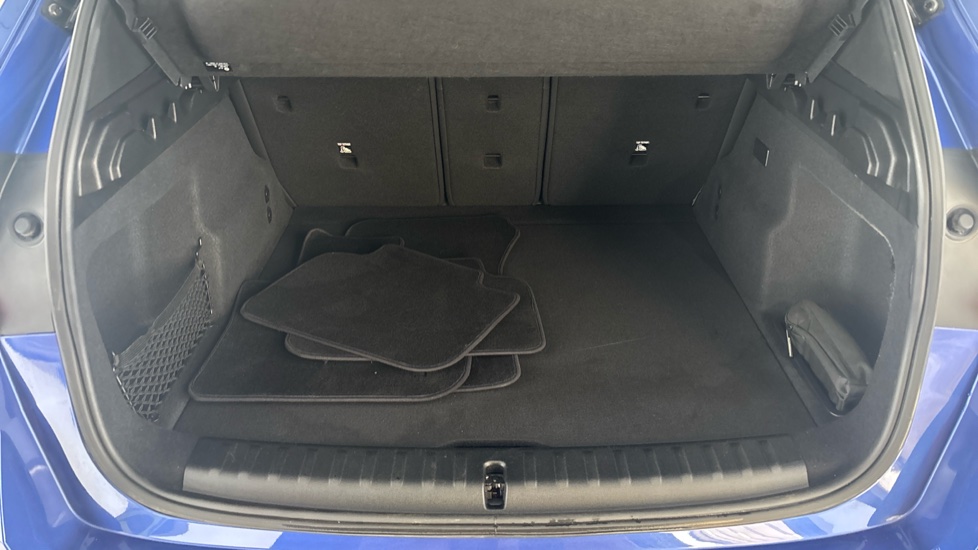 BMW iX1 Image 15