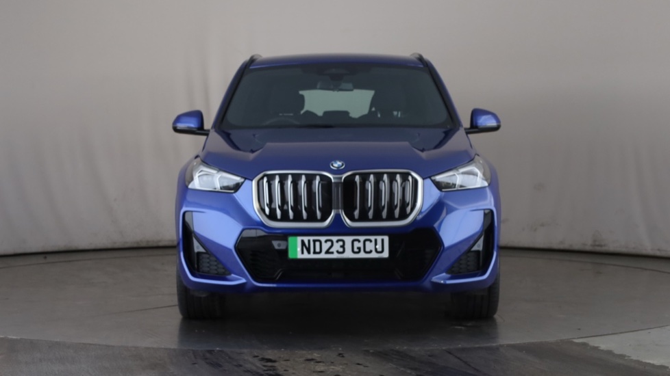 BMW iX1 Image 8