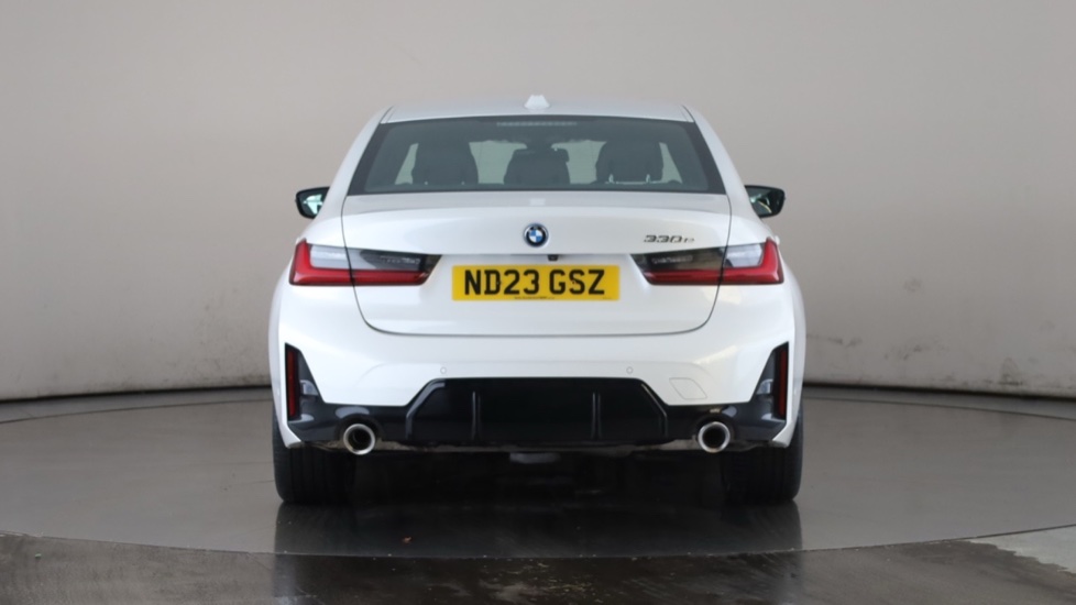 BMW 3 SERIES Image 4