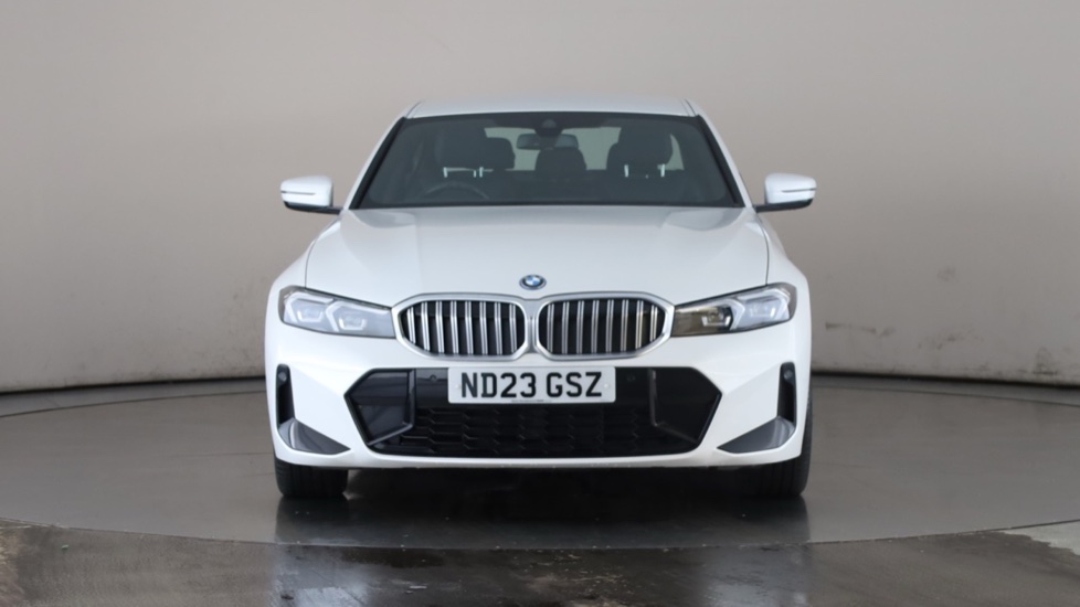 BMW 3 SERIES Image 8