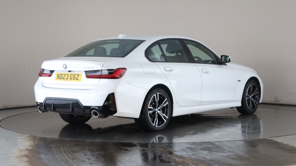 BMW 3 SERIES Image 5