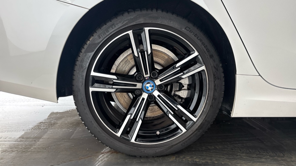 BMW 3 SERIES Image 19