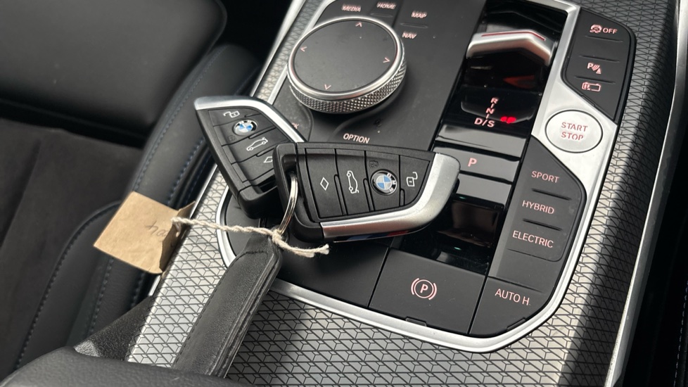 BMW 3 SERIES 2 keys available